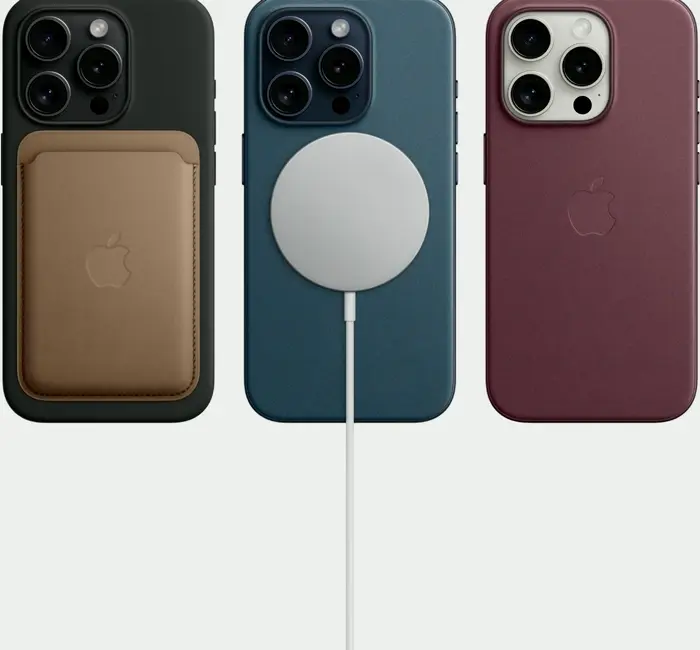 Boost Infinite Apple Device 15 Pro Max (256 GB) — Pure Titanium Locked